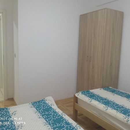 Tea Apartment Kumanovo Eksteriør billede