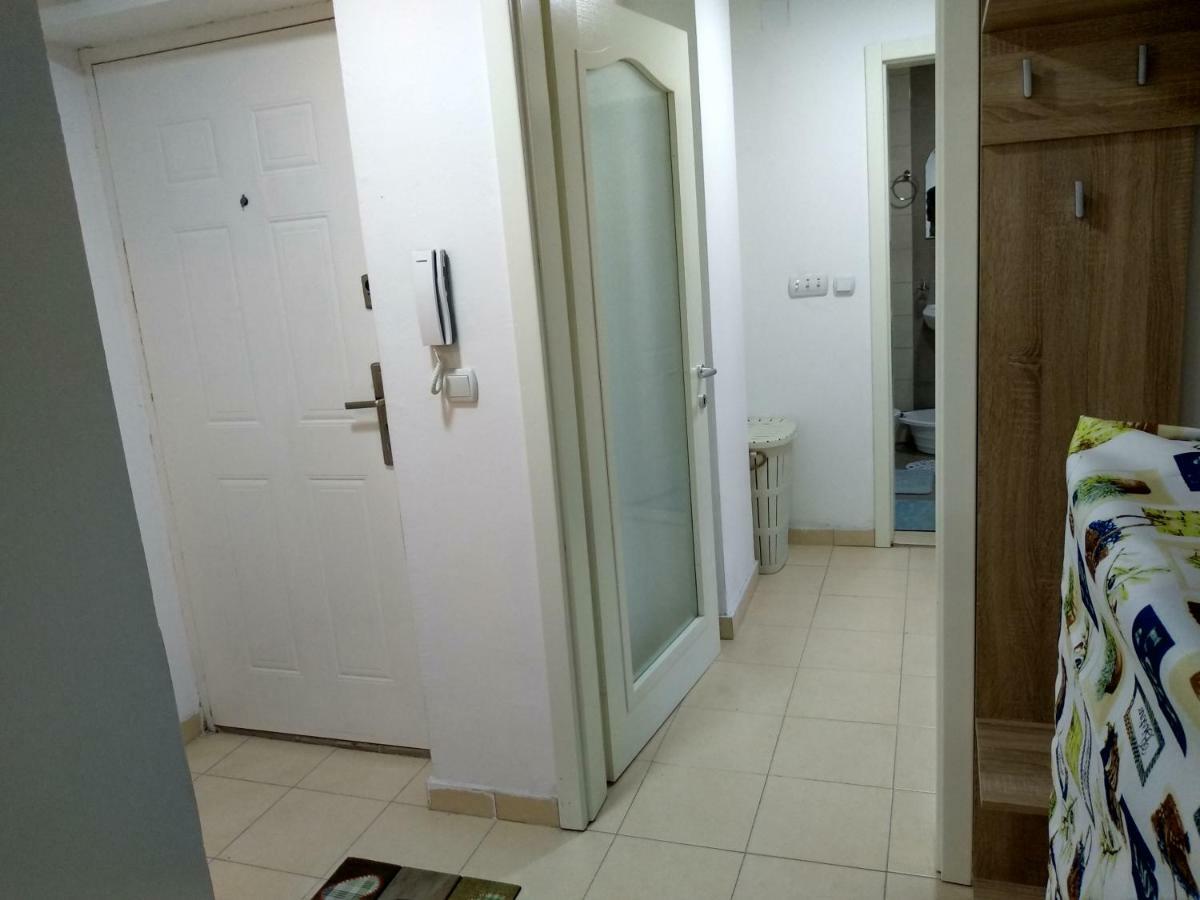 Tea Apartment Kumanovo Eksteriør billede