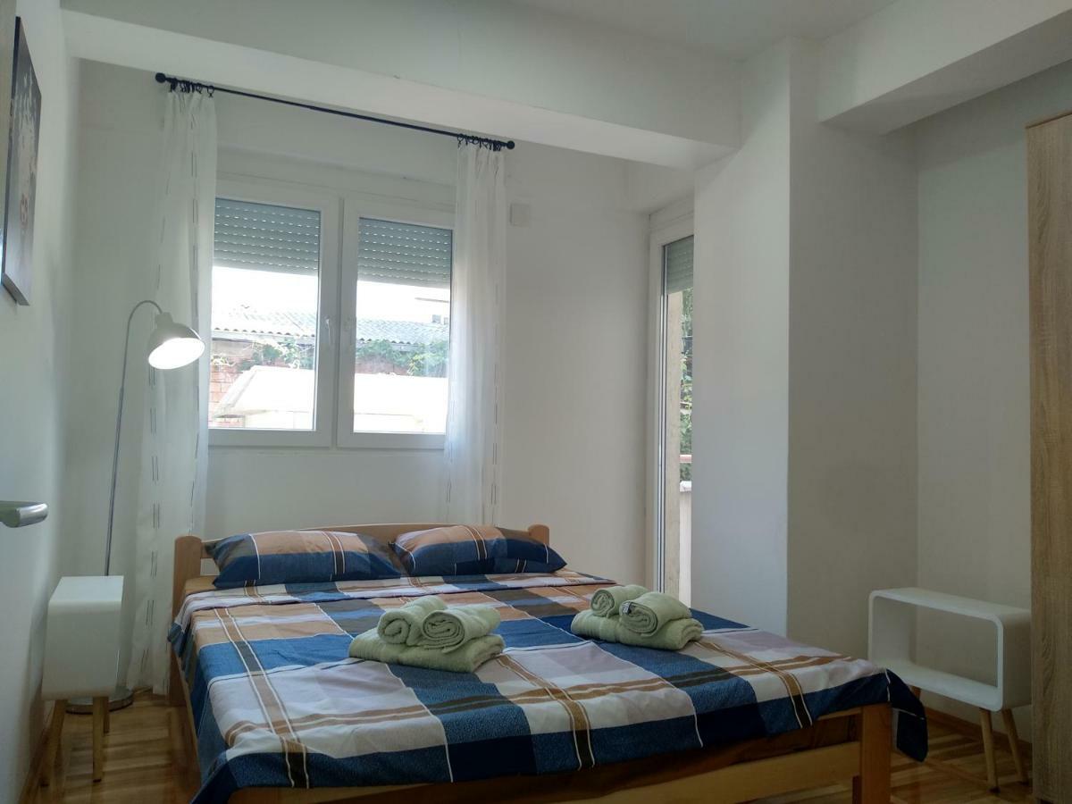 Tea Apartment Kumanovo Eksteriør billede