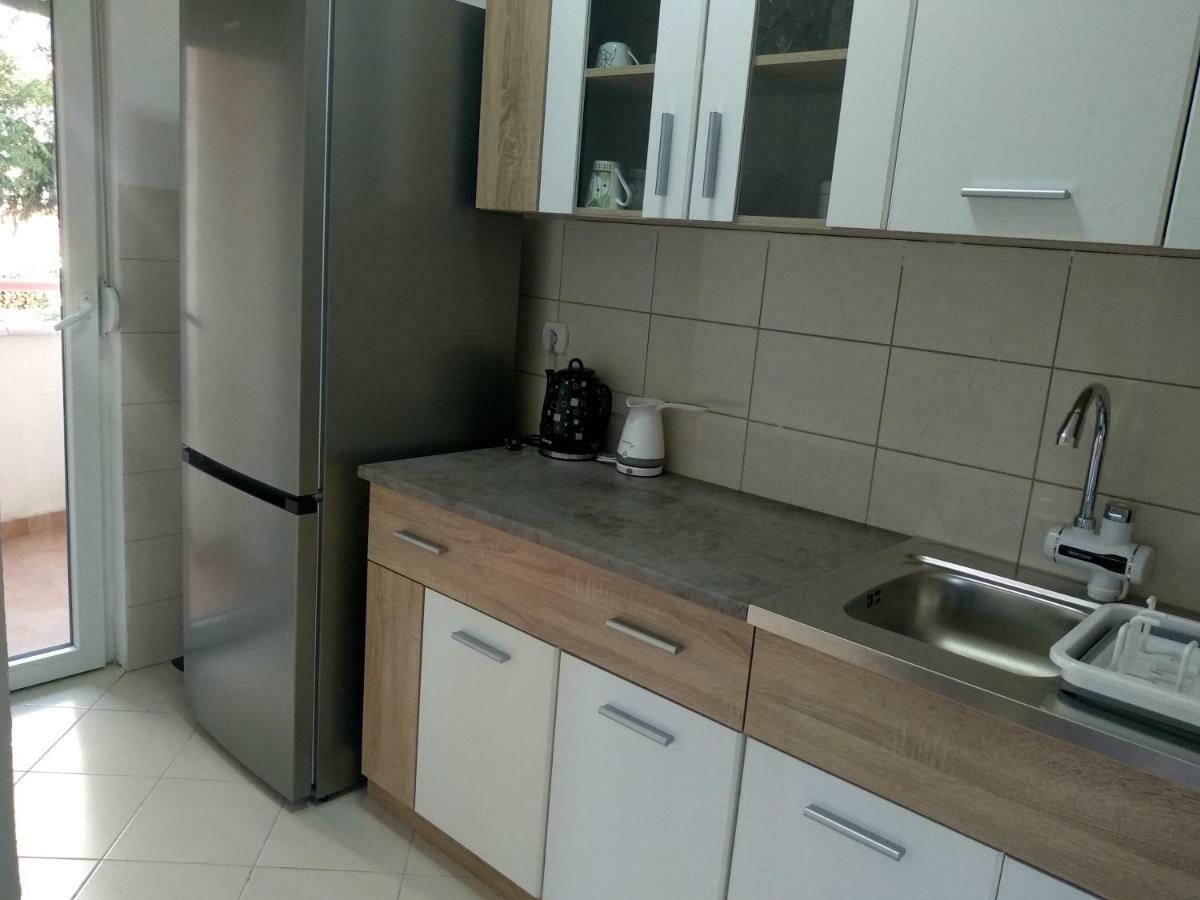 Tea Apartment Kumanovo Eksteriør billede